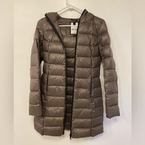 Soia & Kyo lightweight mid length puffer jacket/ coat